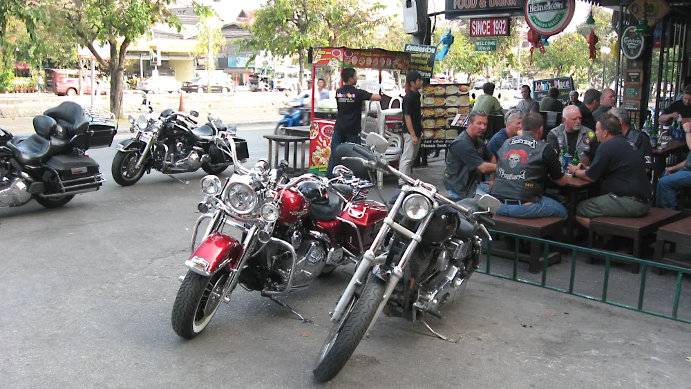 Тайланд. Мотобайкеры в Чианг-Мае