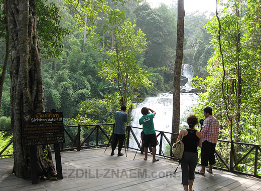 Экскурсия к водопадам парка Дои Интханон