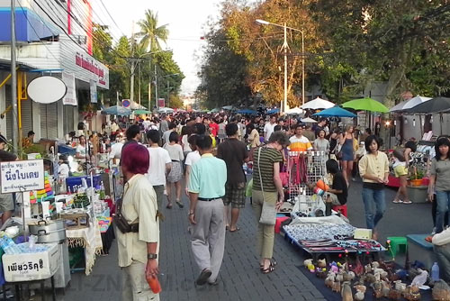 Чангмай: шоппинг на воскресном рынке 