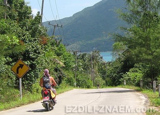 Дороги и аренда мотобайка на островах Тайланда