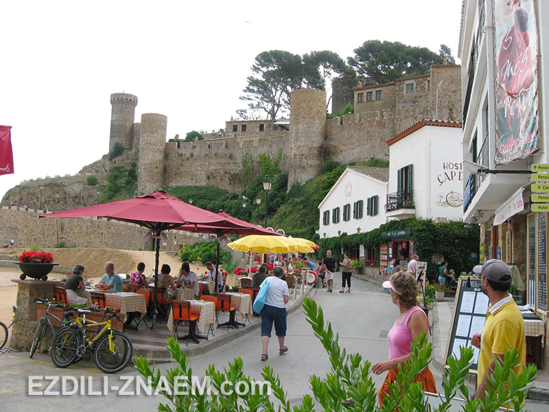 старая крепость Вилла Веллья в Тосса де Мар