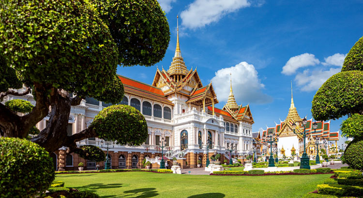 Королевский дворец в Бангкоке – первая достопримечательность города