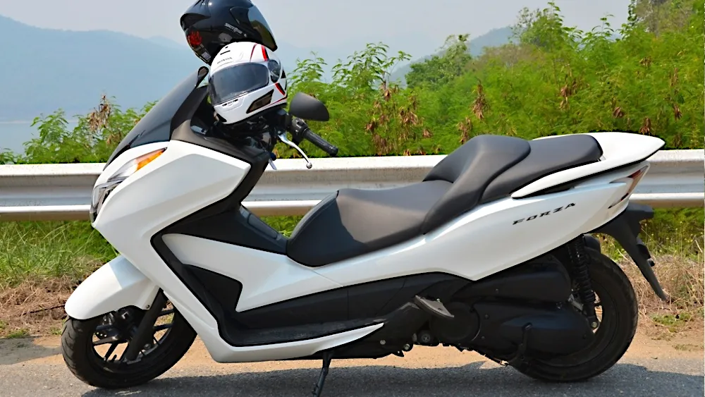 Впечатления об аренде мотобайка Хонда "Forza" в Тайланде