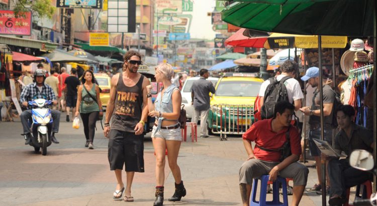 Улица Каосан в Бангкоке - место о котором молчат турфирмы
