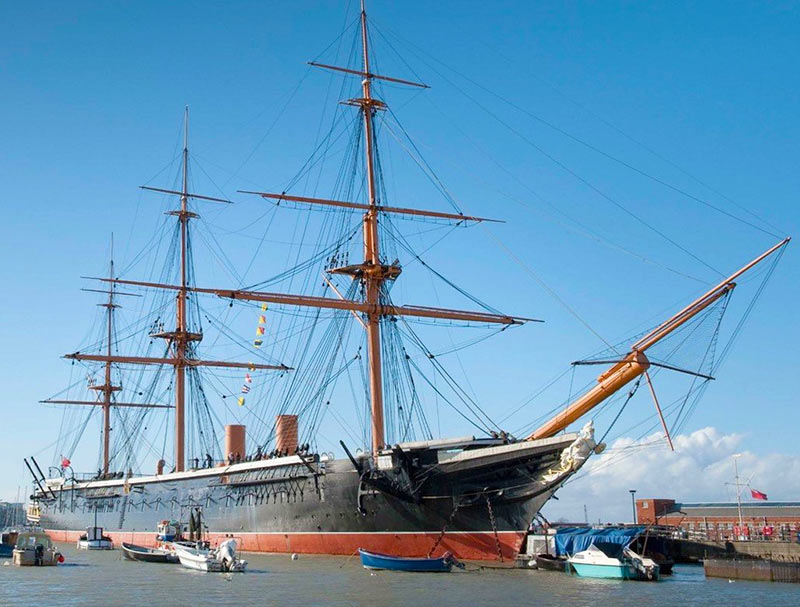 Броненосный корабль "Уорриор", Англия