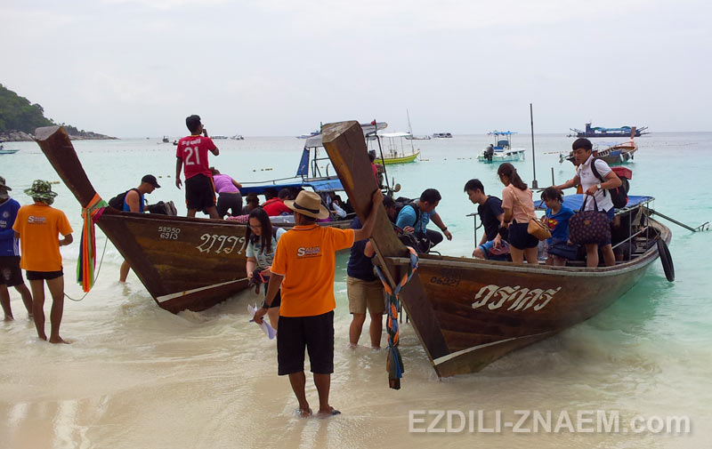 Высадка туристов на остров Липе