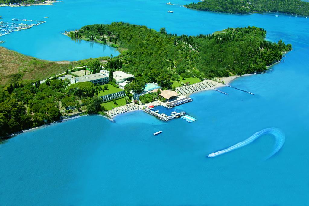 Отель Kontokali Bay Resort & Spa для семейного отдыха