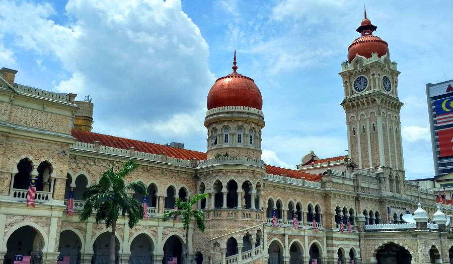 Дворец Султана Абдул Самада в Куала-Лумпур