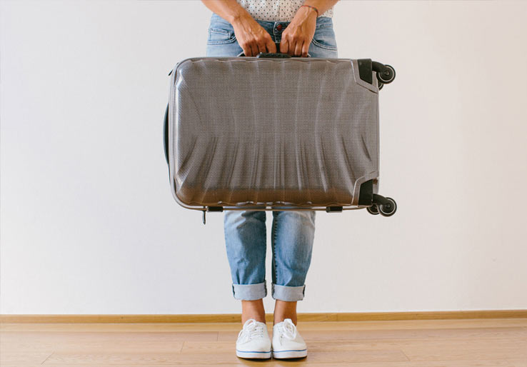 Чтобы дешево путешествовать по Европе, купите себе чемодан, который проходит в бесплатный багаж большинства авиакомпаний