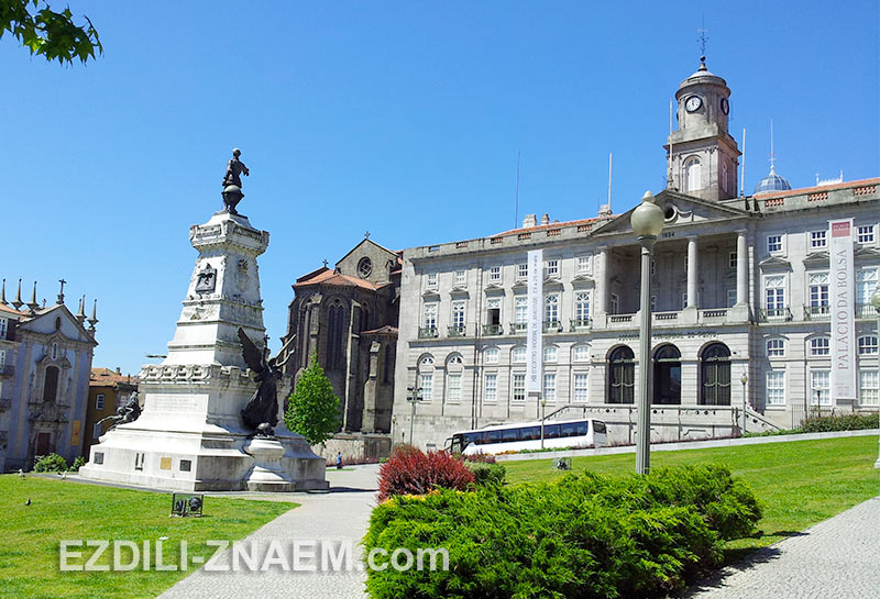 Интересные места, что посмотреть в Порту: Дворец Bolsa