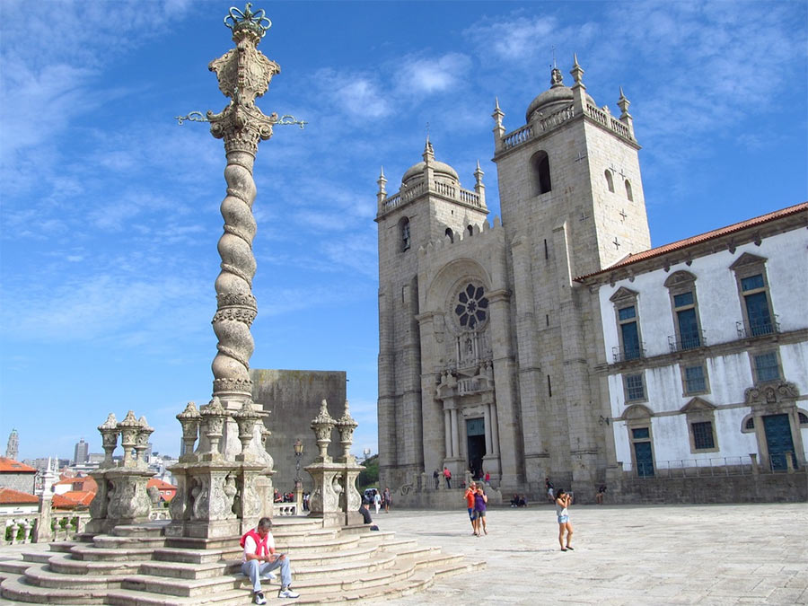 Кафедральный собор в Порто