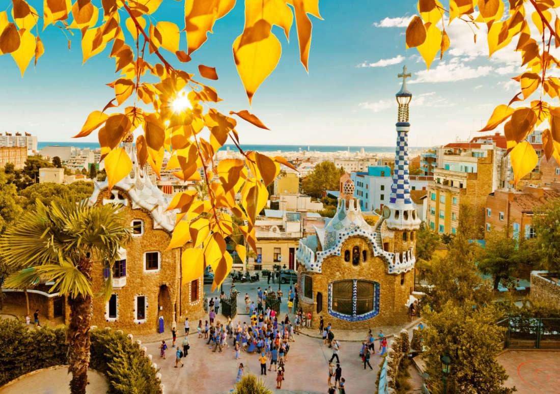 Барселона - одно из лучших мест, куда поехать в октябре за границу