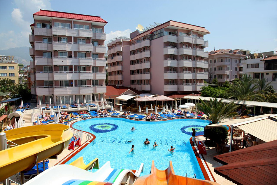 Kahya Hotel - недорогой отель с подогреваемым бассейном в Турции