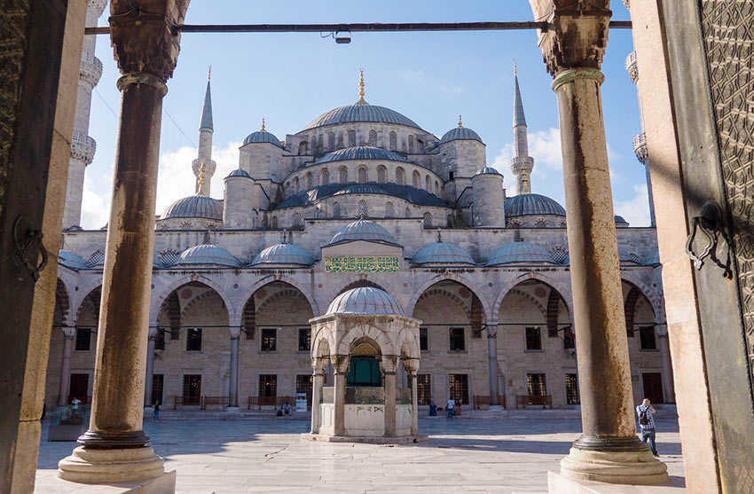 Вид на Голубую Мечеть в Стамбуле