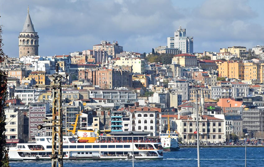 Где поселиться в Стамбуле? Лучшее решение - выбрать отель с видом на Босфор