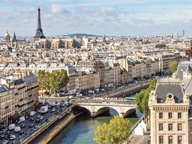 Обзорные недорогие экскурсии в Париже: 2-х часовая прогулка по Парижу