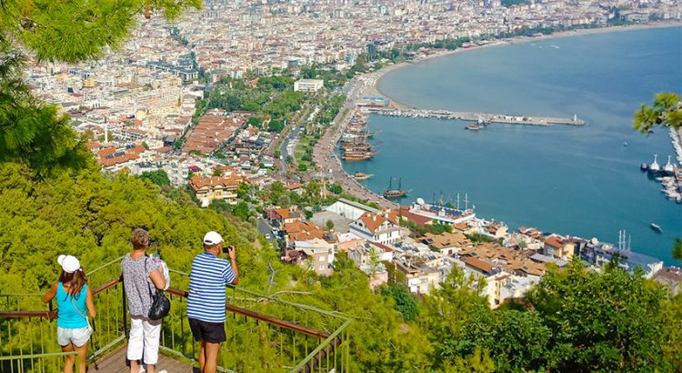 Аланья в Турции: 15 причин поехать на отдых в 2024 году. Отзывы туристов об Алании