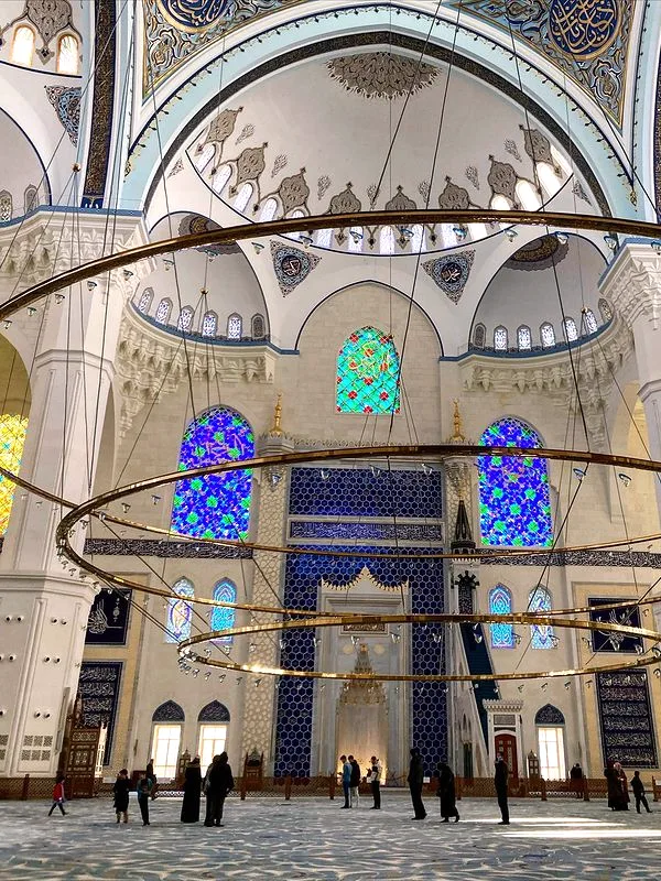 Мечеть Чамлыджа внутри
