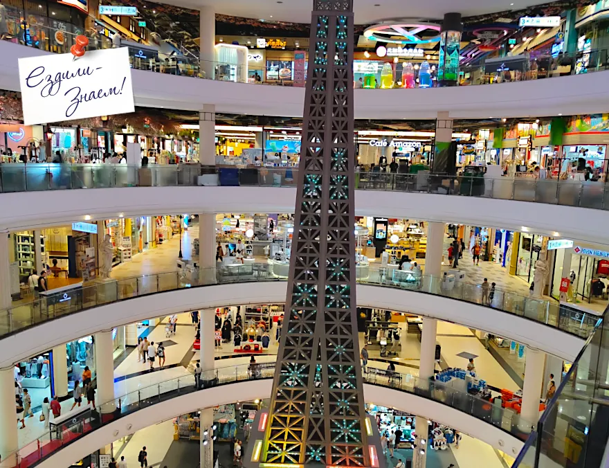 На фото: шоппинг в Паттайе обычно дешевле и масштабнее, чем на Пхукете