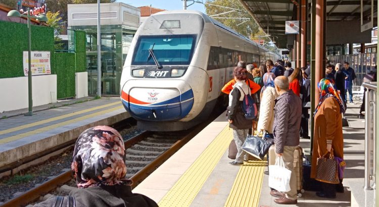 Как купить билеты на скоростной поезд в Турции