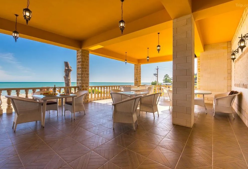 Отдых на море в Абхазии - гостевой дом «Золотой Якорь»