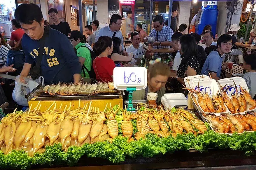 Жареные морепродукты в Бангкоке