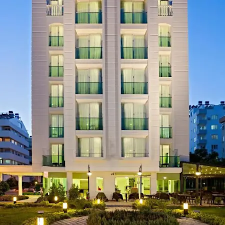 Отель The Room Hotel & Apartments