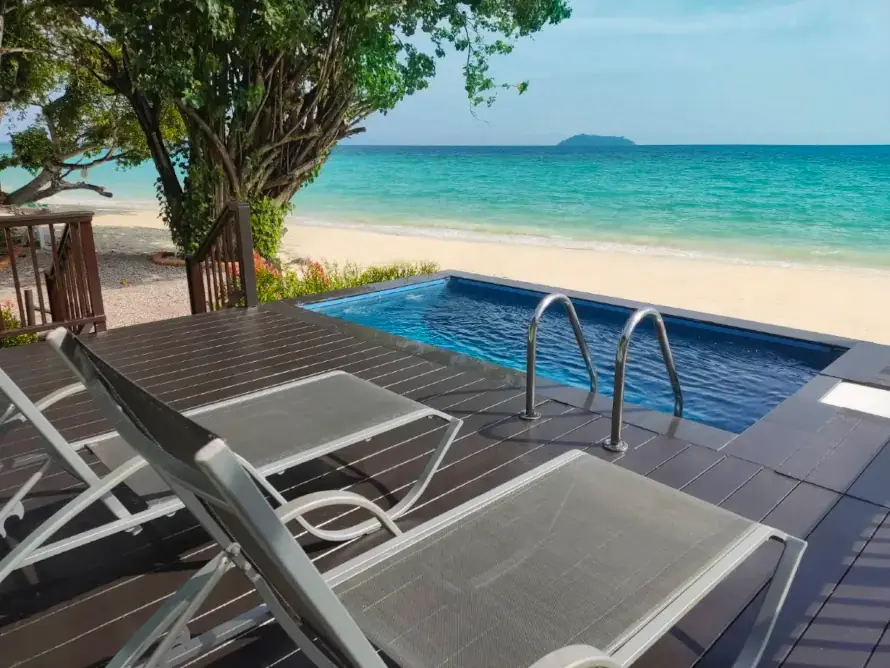 Отель Phi Phi Holiday Resort