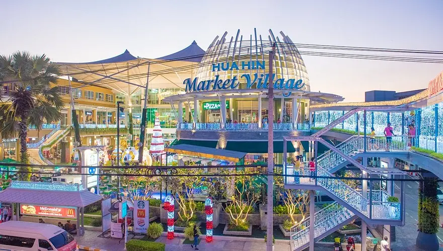 Торговый центр Market Village в Хуахине