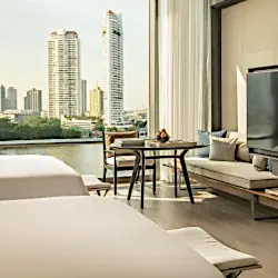 Вид из отеля Four Seasons в Бангкоке