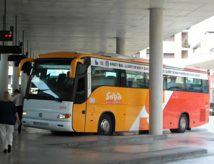 Автобусы Sarfa (Moventis) из аэропорта Барселоны