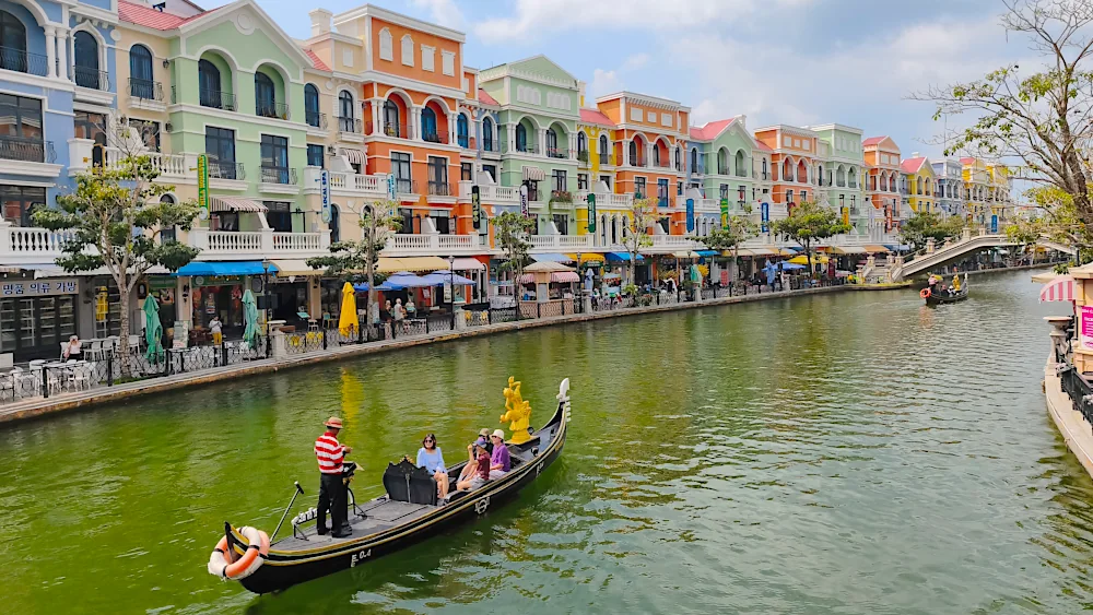 Гранд Ворлд на Фукуоке - полный гайд по вьетнамской Венеции