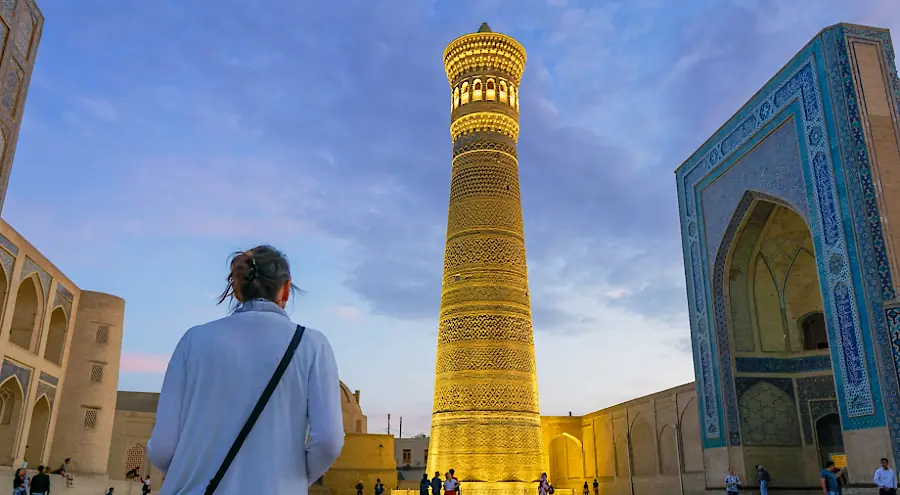 Минарет Пои-Калян в Бухаре